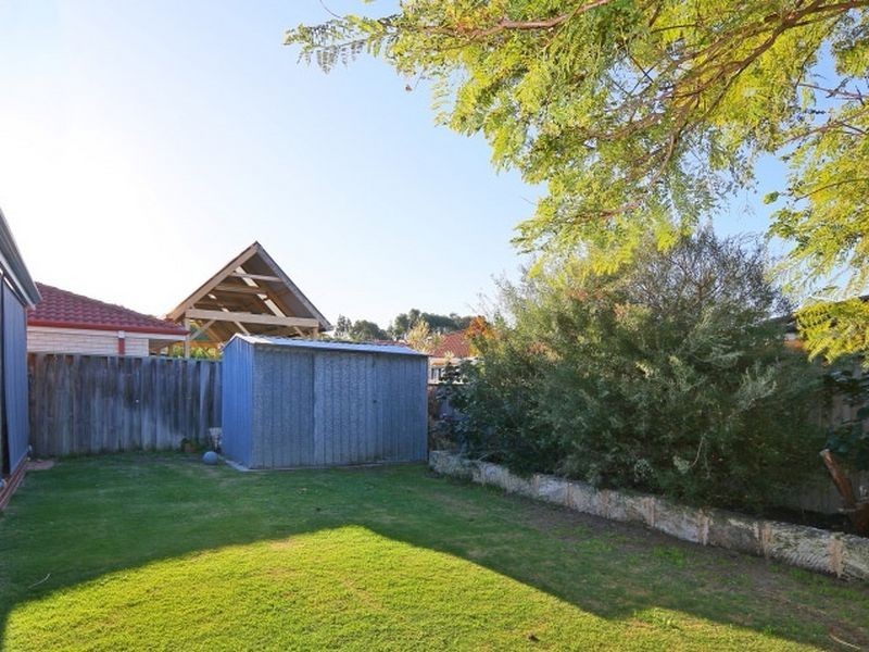 5 Woodhouse Circuit, Canning Vale WA 6155