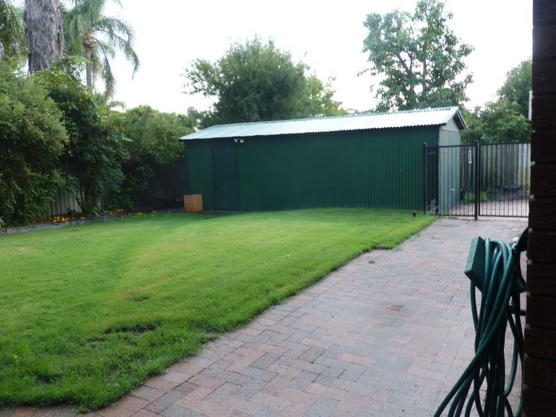 41 Ovens Road, Thornlie WA 6108