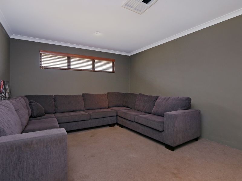 45 Hardwick Boulevard, Canning Vale WA 6155