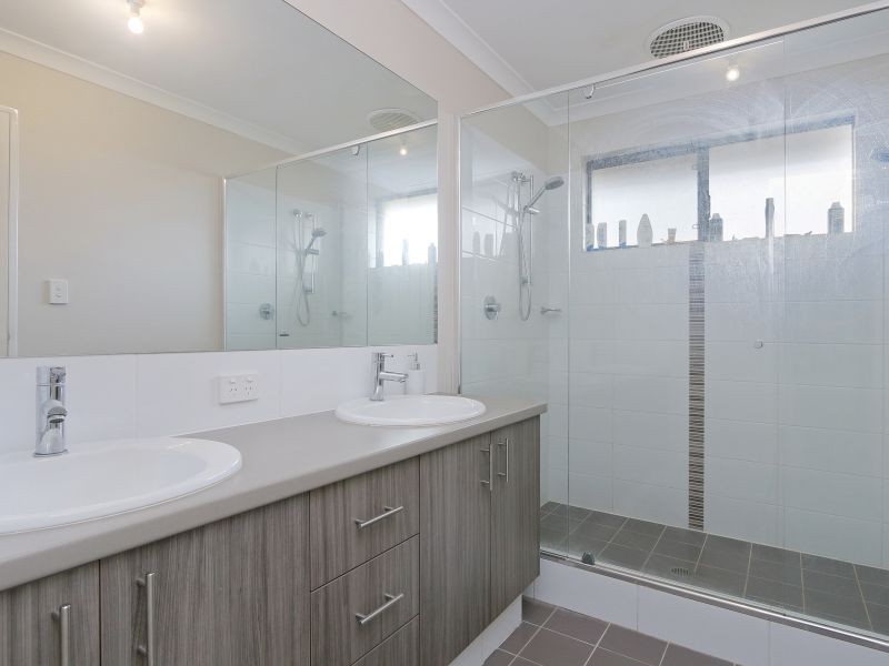 45 Hardwick Boulevard, Canning Vale WA 6155