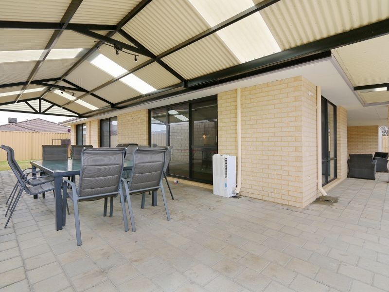 45 Hardwick Boulevard, Canning Vale WA 6155