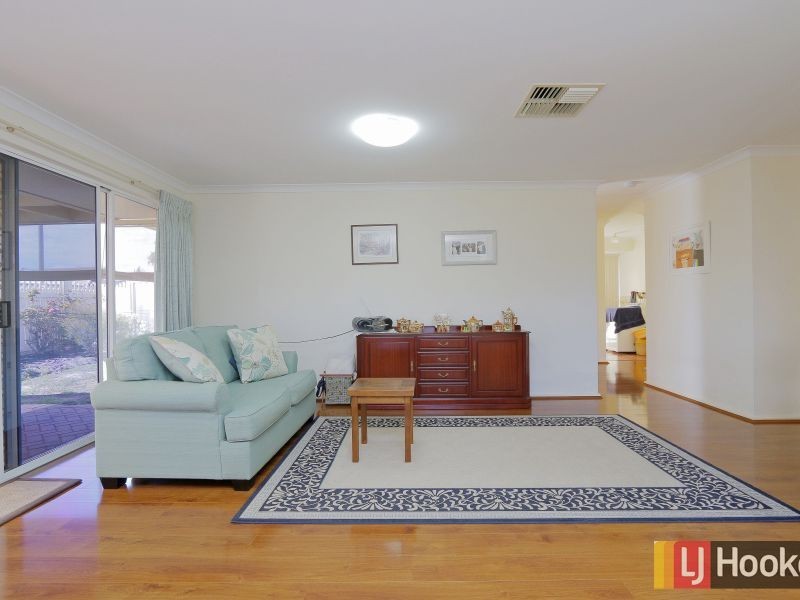 30 Towncentre Drive, Thornlie WA 6108