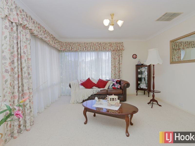 30 Towncentre Drive, Thornlie WA 6108