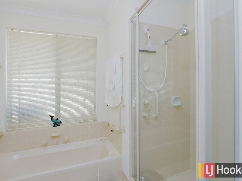 30 Towncentre Drive, Thornlie WA 6108