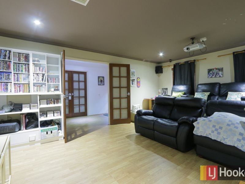 9 Waterview Parade, Southern River WA 6110