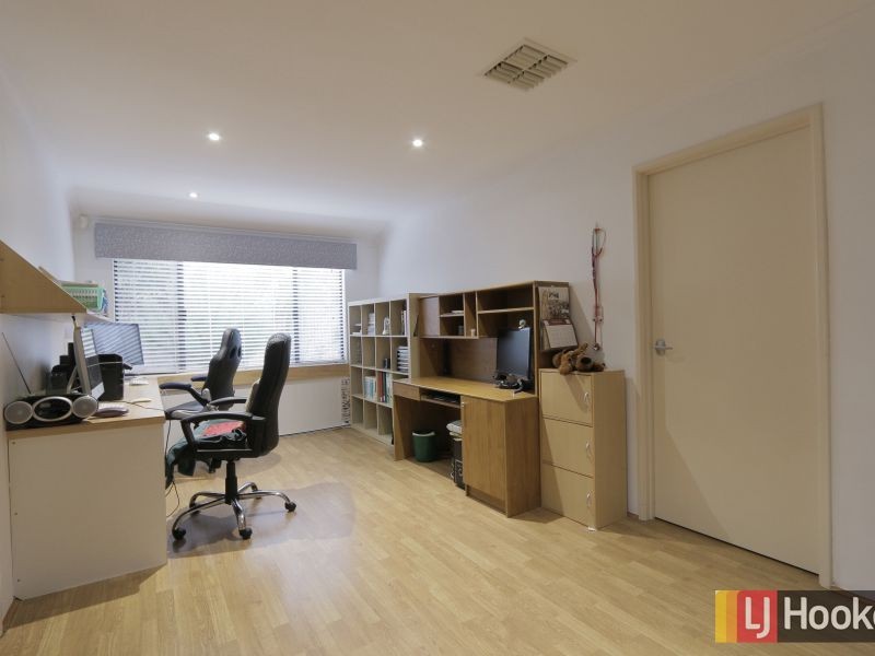 9 Waterview Parade, Southern River WA 6110