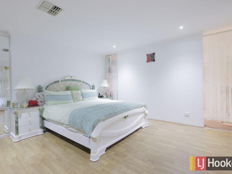 9 Waterview Parade, Southern River WA 6110