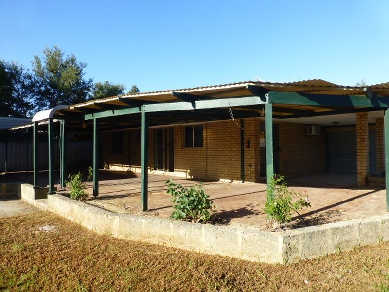 54 Riverside Lane, Seville Grove WA 6112