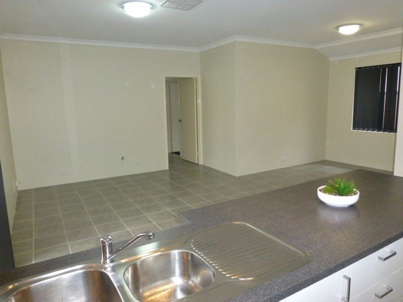 19 Panozza Circle, Maddington WA 6109