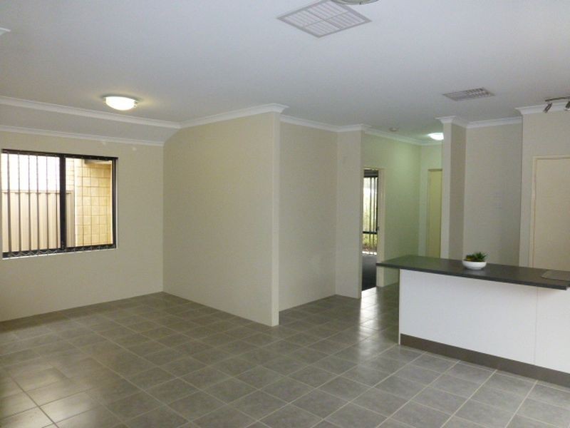 19 Panozza Circle, Maddington WA 6109