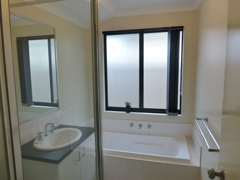 19 Panozza Circle, Maddington WA 6109