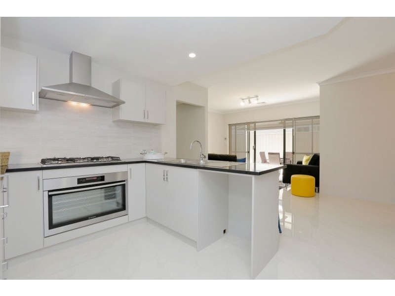 40-42 Morley Street, Maddington WA 6109