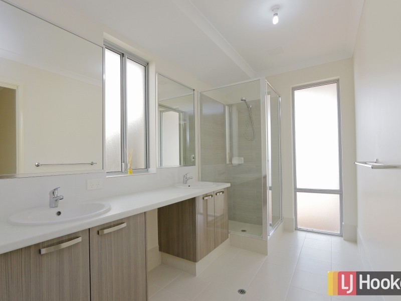 12 Chicory Street, Banjup WA 6164