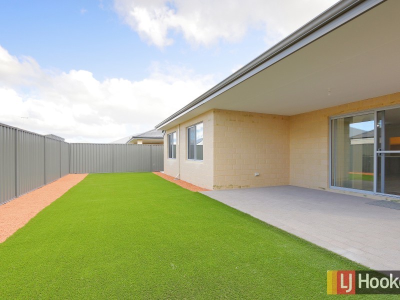 12 Chicory Street, Banjup WA 6164