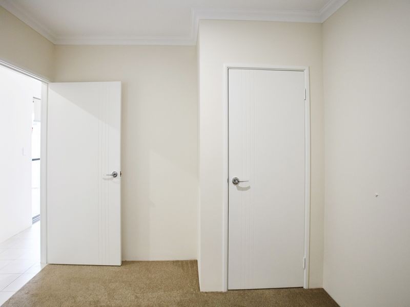 10A Debenham Street, Thornlie WA 6108