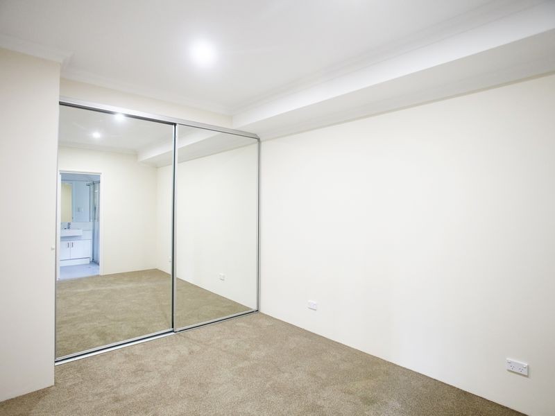 10A Debenham Street, Thornlie WA 6108