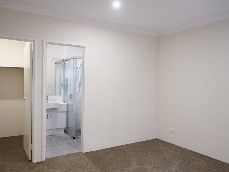 10A Debenham Street, Thornlie WA 6108