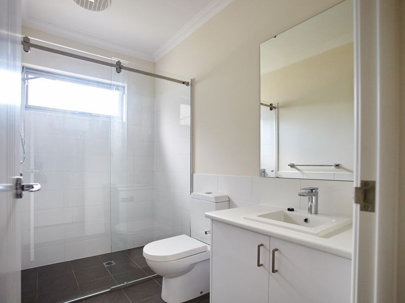 10C Debenham Street, Thornlie WA 6108