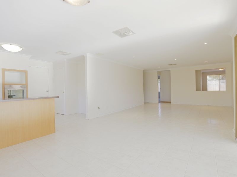 21 Becher Avenue, Canning Vale WA 6155