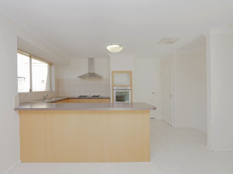 21 Becher Avenue, Canning Vale WA 6155