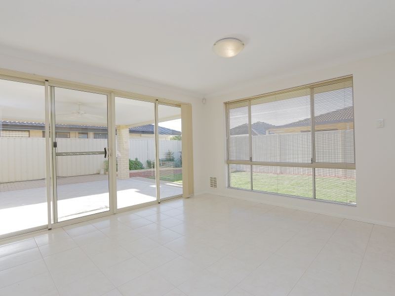 21 Becher Avenue, Canning Vale WA 6155