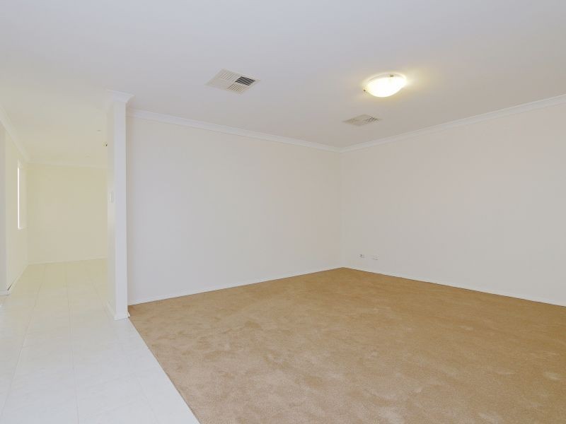 21 Becher Avenue, Canning Vale WA 6155