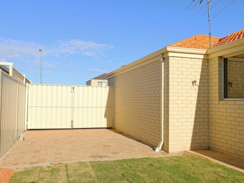 21 Becher Avenue, Canning Vale WA 6155