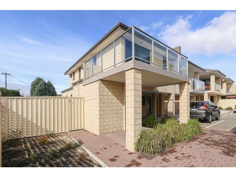 9/2 View Avenue, Langford WA 6147