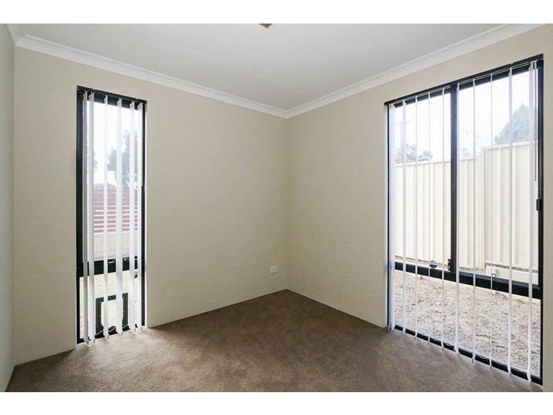 9/2 View Avenue, Langford WA 6147