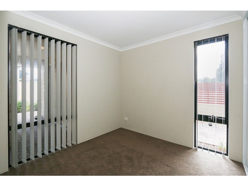 9/2 View Avenue, Langford WA 6147