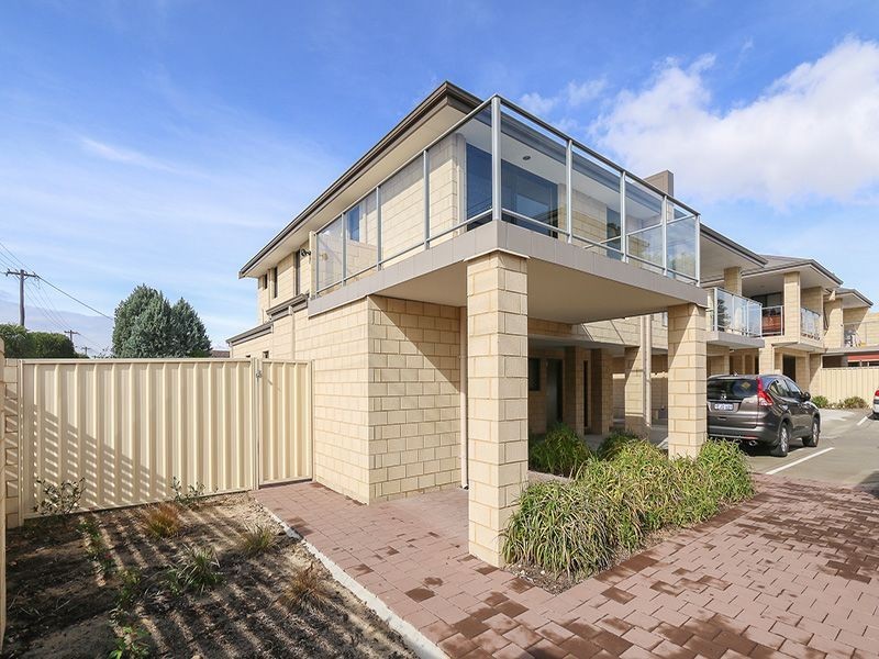 9/2 View Avenue, Langford WA 6147
