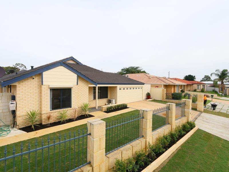 13 Gibson Street, Langford WA 6147