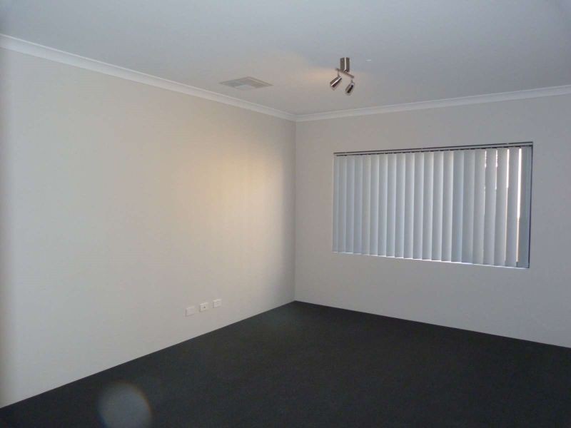 25 Beltana Street, Harrisdale WA 6112