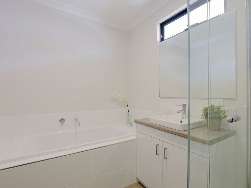 7A Wyndham Street, St James WA 6102