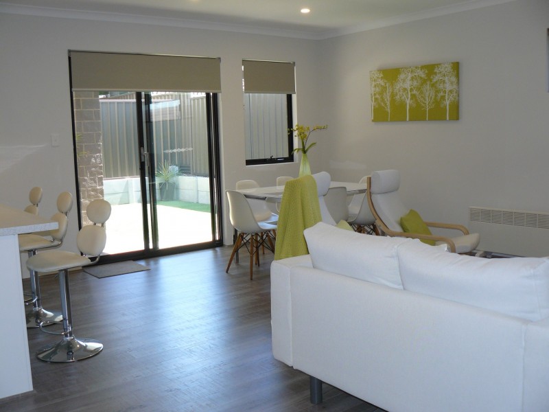 7B Wyndham Street, St James WA 6102