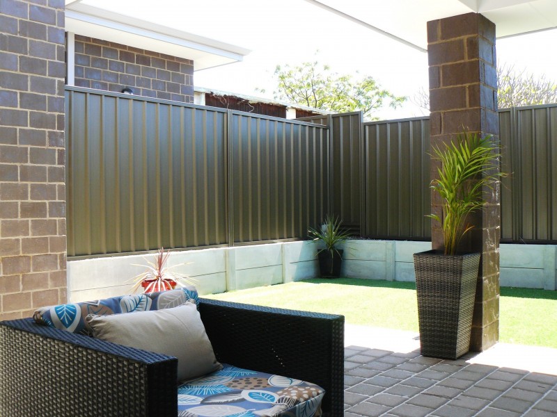 7B Wyndham Street, St James WA 6102