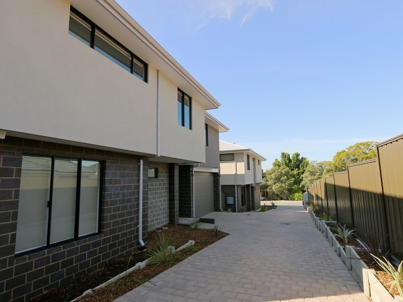 7B Wyndham Street, St James WA 6102