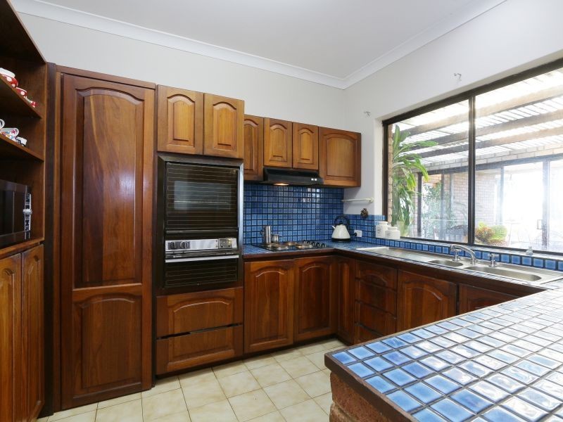 3 Opal Way, Mount Richon WA 6112