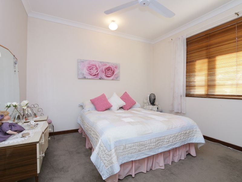 3 Opal Way, Mount Richon WA 6112