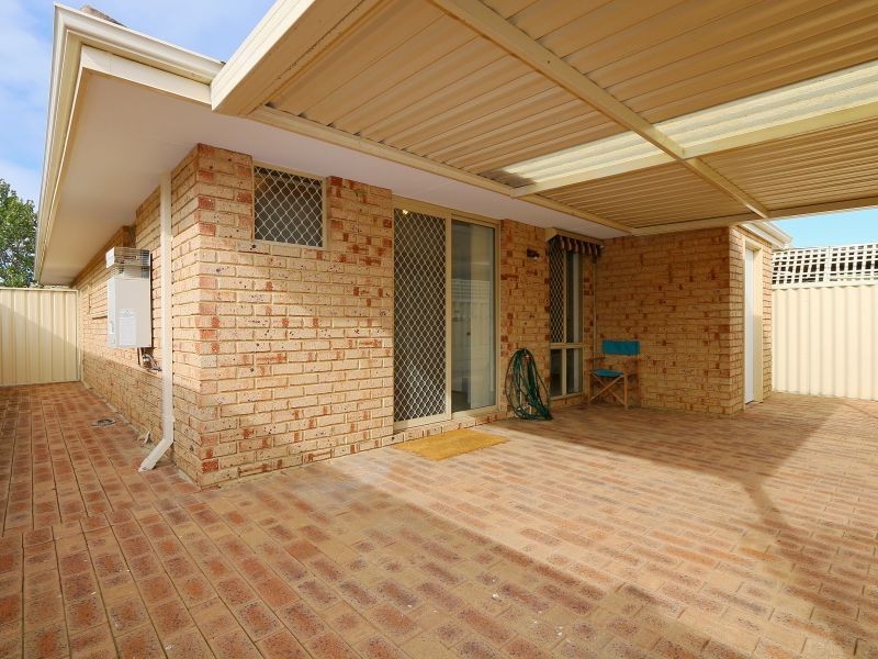 10/208 Burslem Drive, Maddington WA 6109