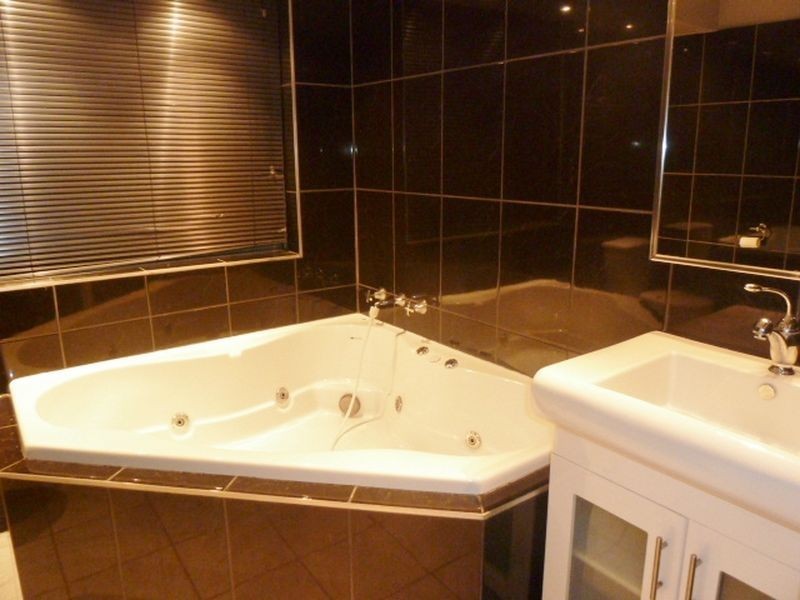 122 Dellar Road, Maddington WA 6109