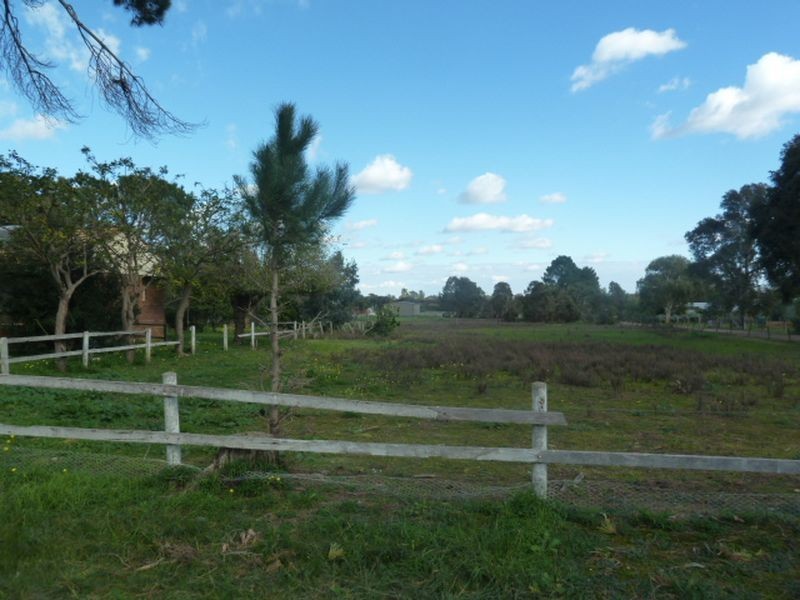 9 Staniland Street, Orange Grove WA 6109