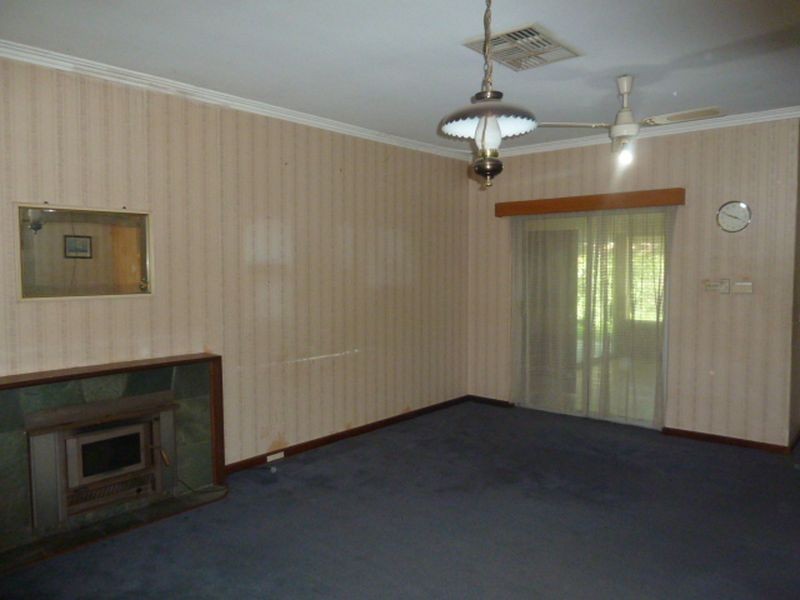 9 Staniland Street, Orange Grove WA 6109