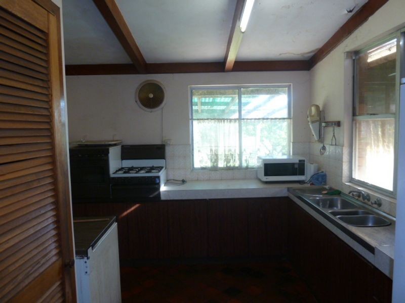 9 Staniland Street, Orange Grove WA 6109