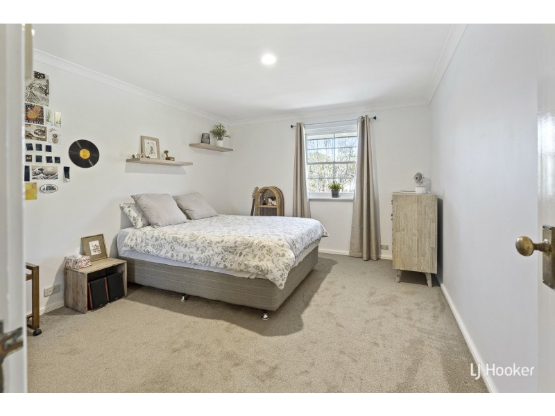 84 Regency Drive, Thornlie WA 6108