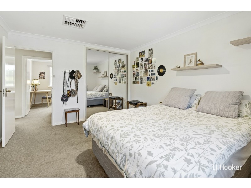 84 Regency Drive, Thornlie WA 6108