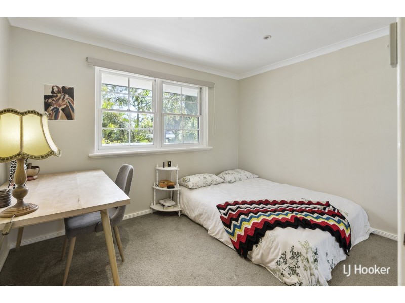 84 Regency Drive, Thornlie WA 6108