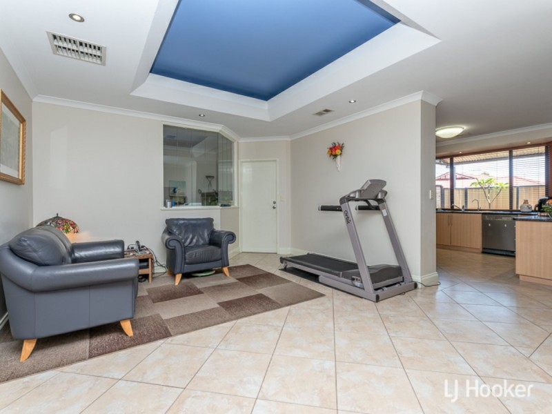 5 Jeremiah Way, Canning Vale WA 6155