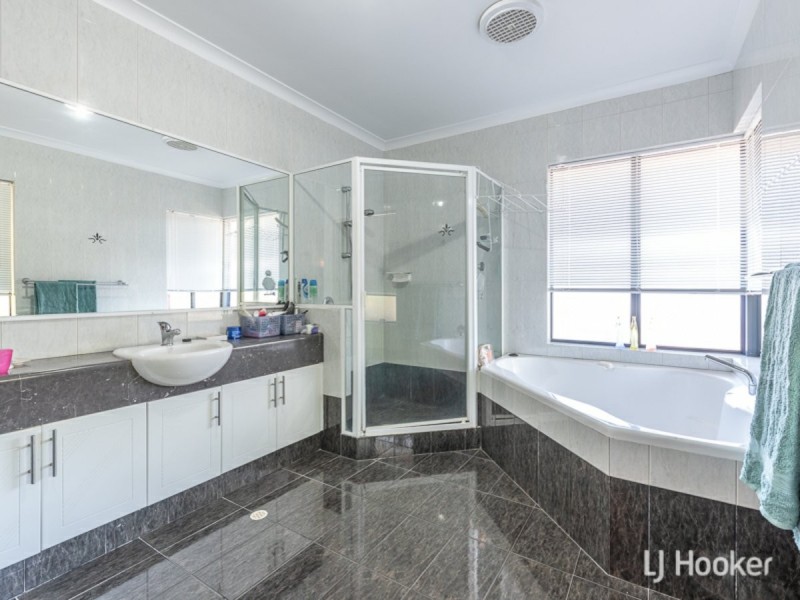 5 Jeremiah Way, Canning Vale WA 6155