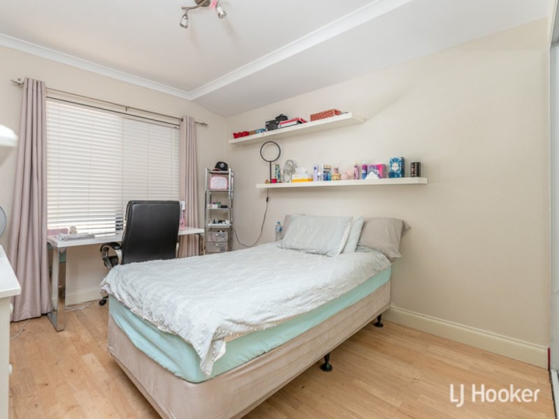 5 Jeremiah Way, Canning Vale WA 6155